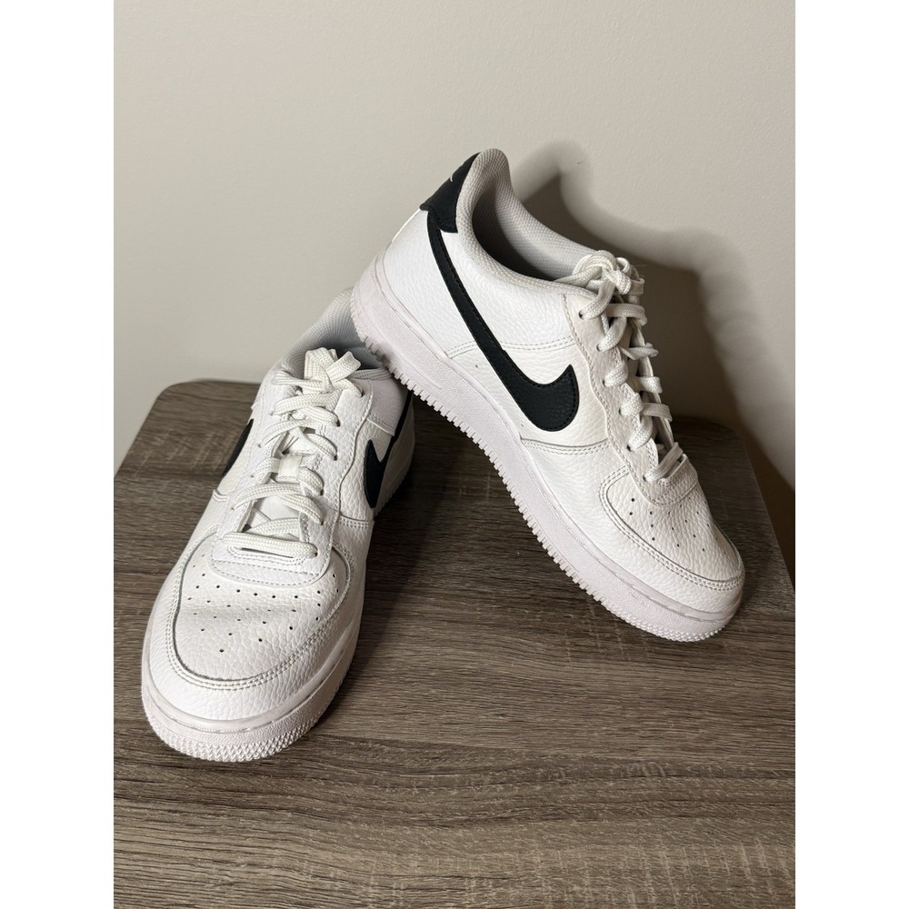 Nike Air Force 1 Low White/Black Swoosh–Youth Big Kid Size 6 Women's 7.5 Sneaker